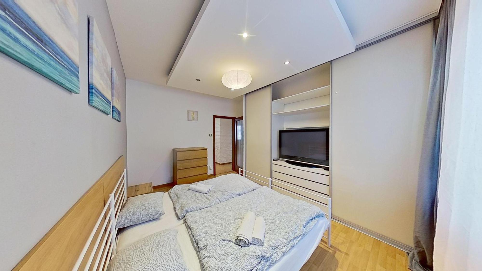 2Br Apt With Free Garage Parking, Close To The Historic Centre Bratislava Extérieur photo